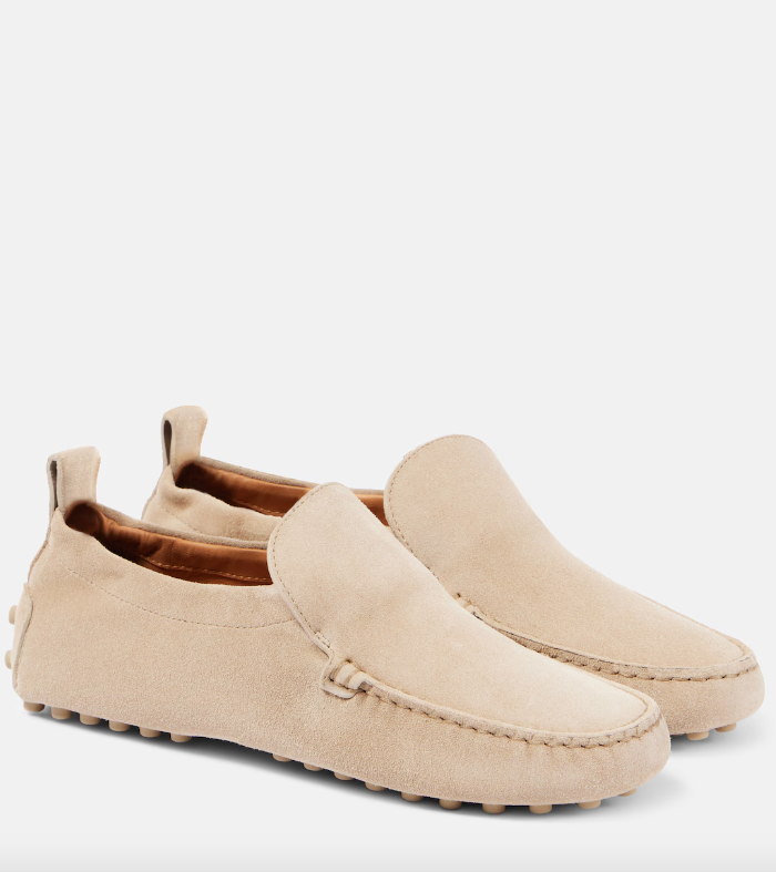 Slouchy loafers: Τα ανεπιτήδευτα chic παπούτσια του 2025-2