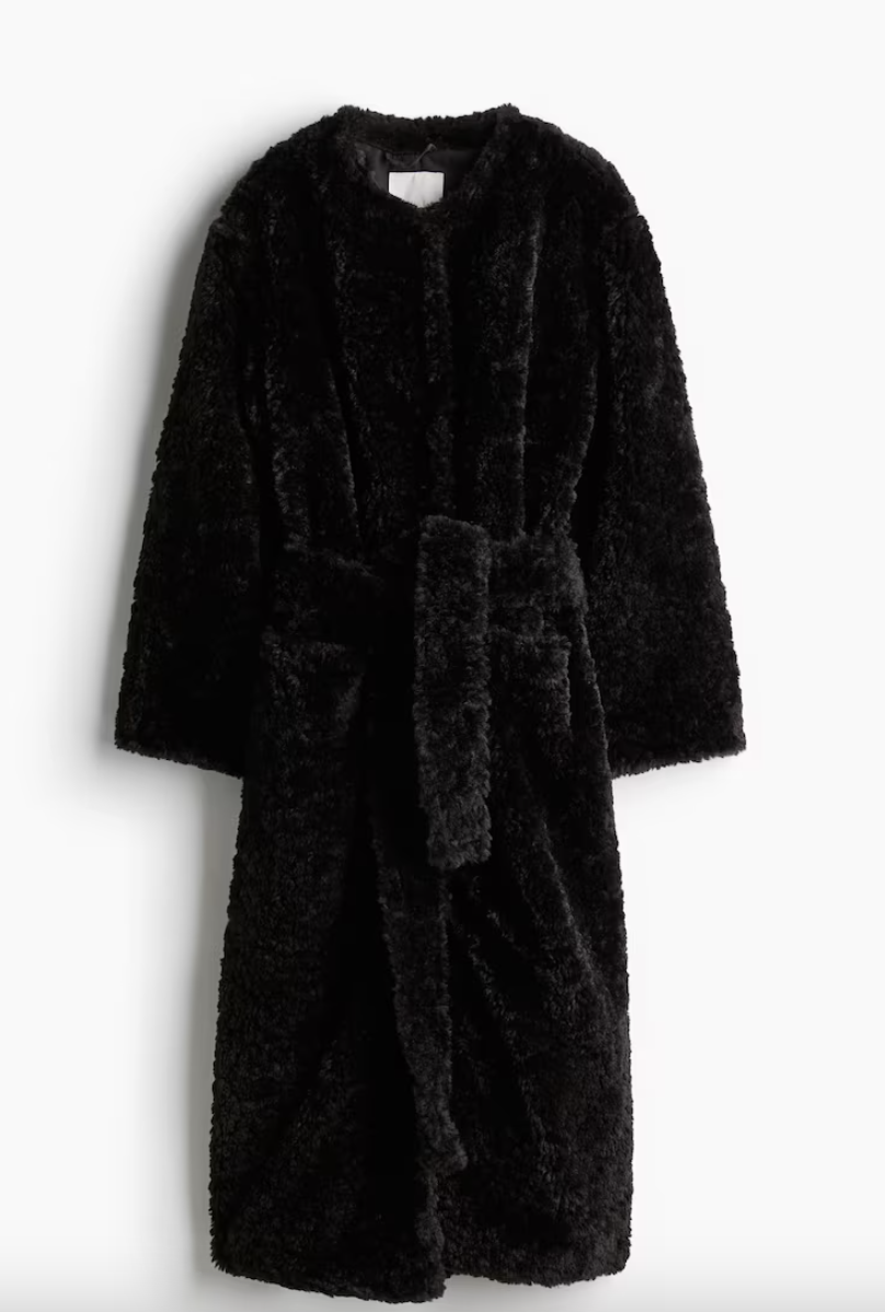 Faux fur jacket: Είναι ο πρωταγωνιστής του χειμώνα-6