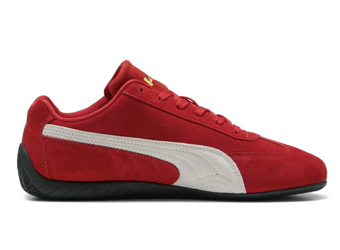 Sneakers και υφασμάτινα κομψά παντελόνια: 5 outfits για κάθε μέρα-6