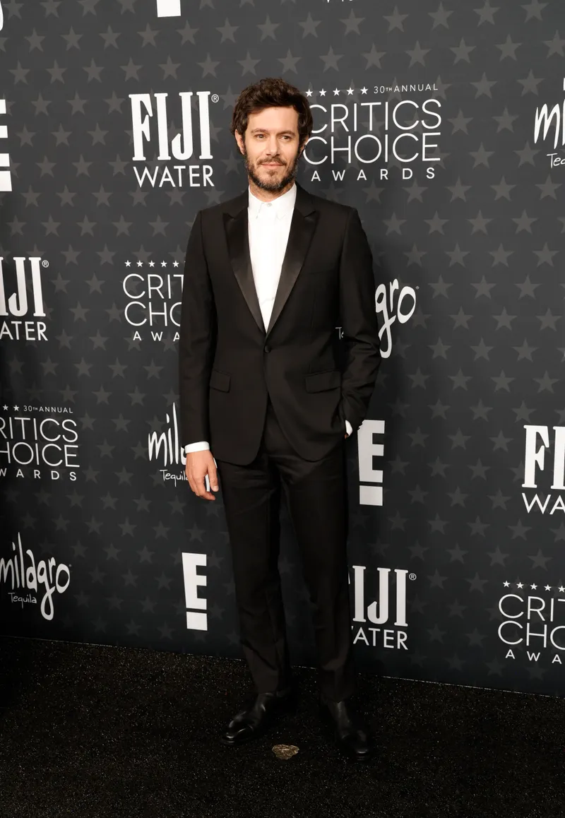Critics Choice Awards 2025: Οι εμφανίσεις στο κόκκινο χαλί-14