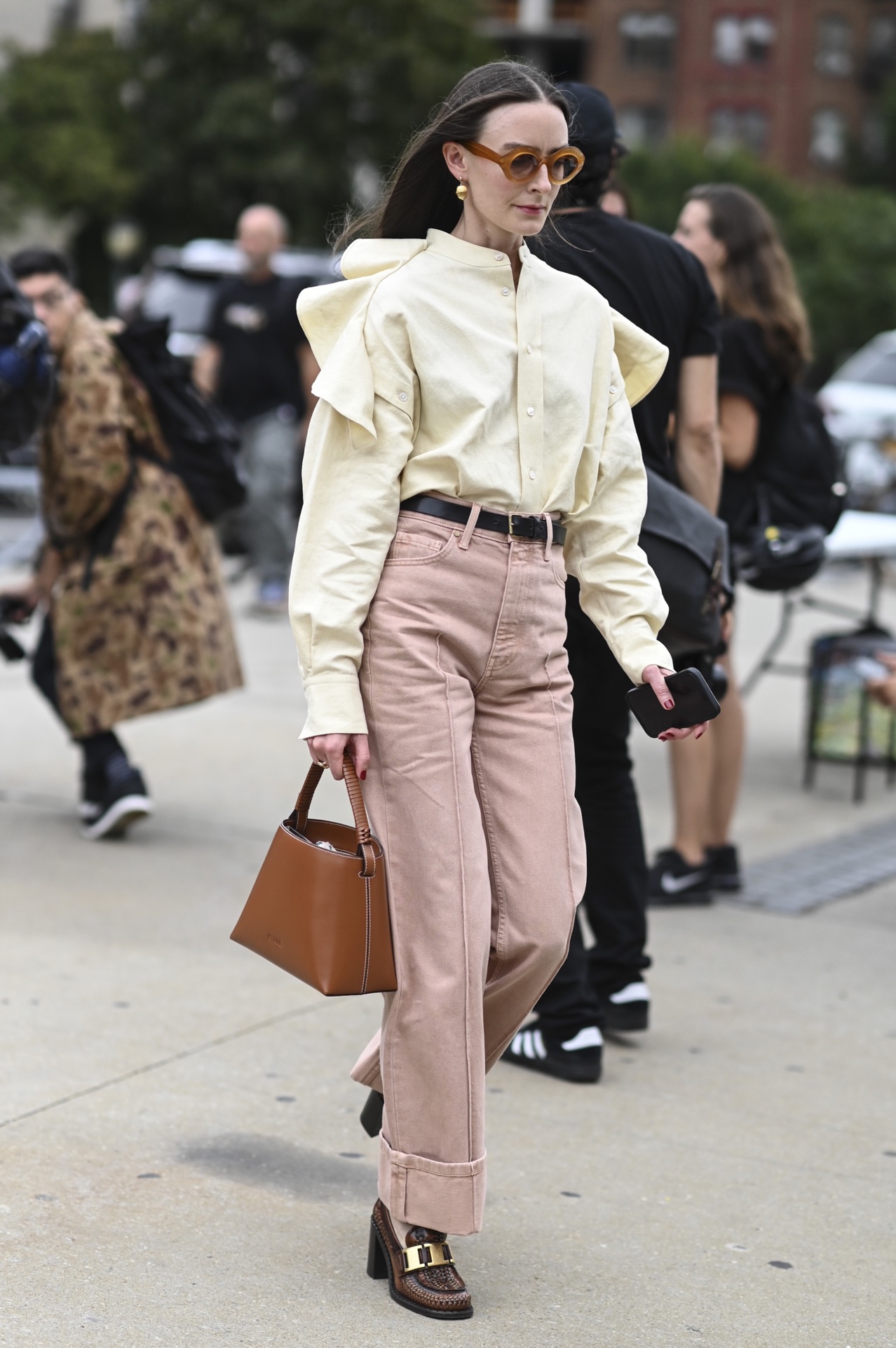 Pink jeans: Είναι το νέο boho trend-1