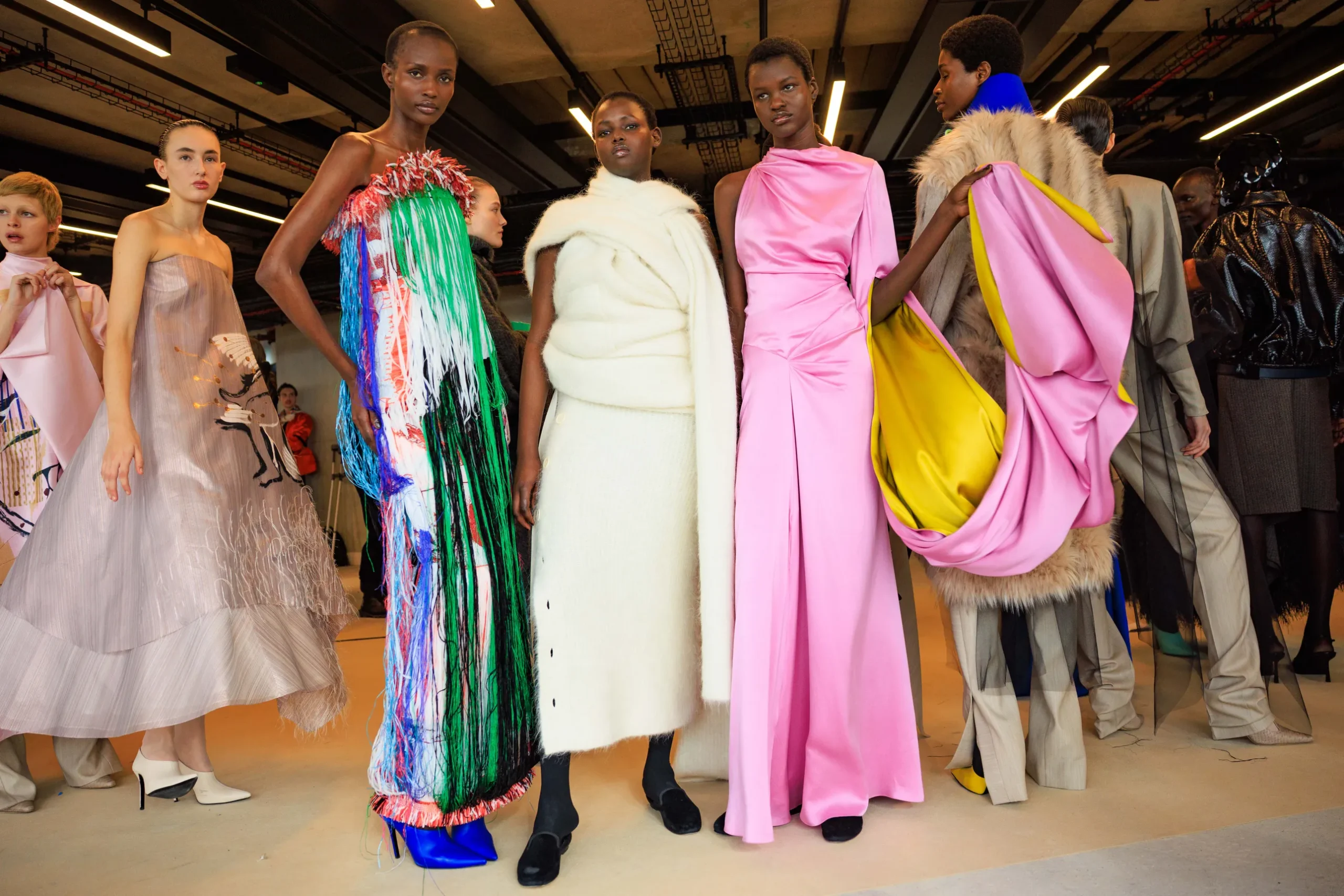 Εβδομάδα Μόδας Λονδίνου: Οι κορυφαίες backstage στιγμές-18