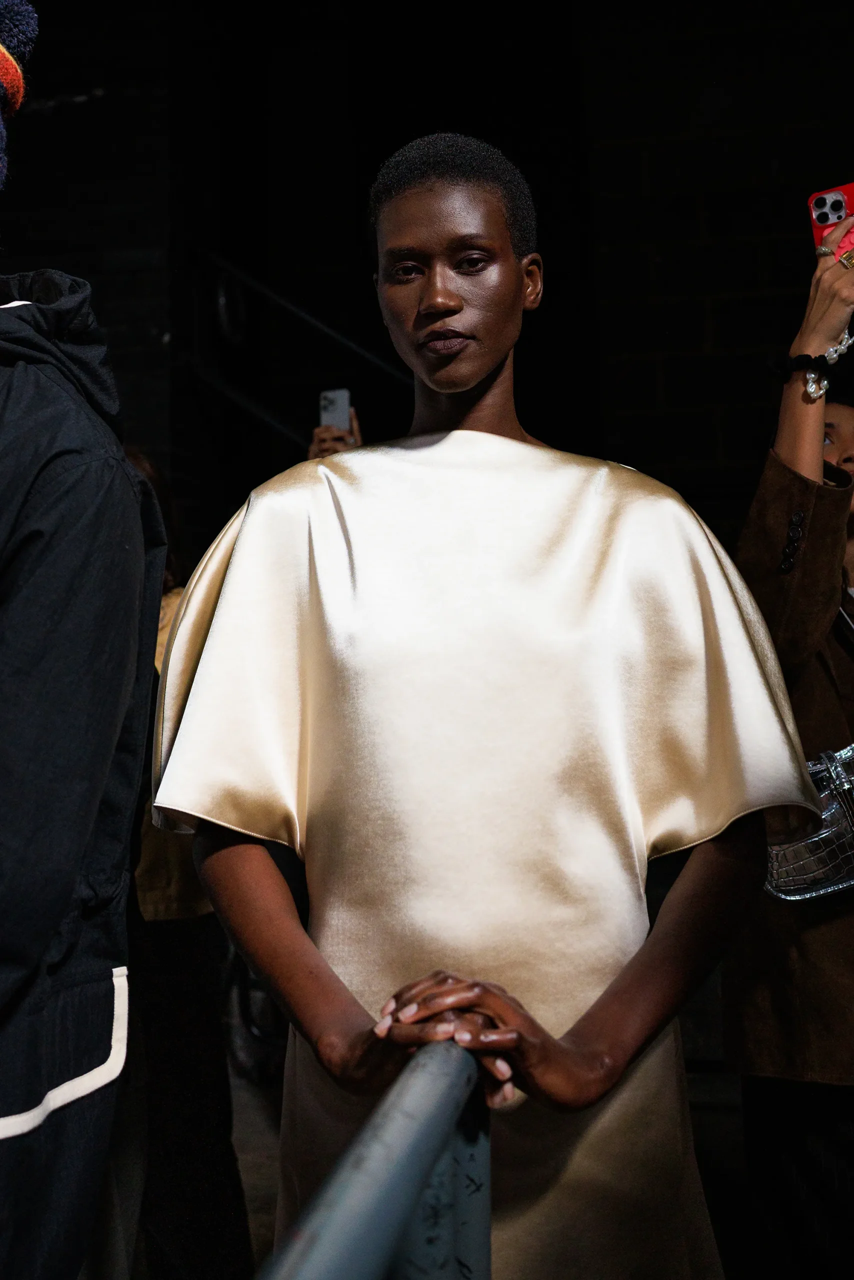 Εβδομάδα Μόδας Λονδίνου: Οι κορυφαίες backstage στιγμές-70