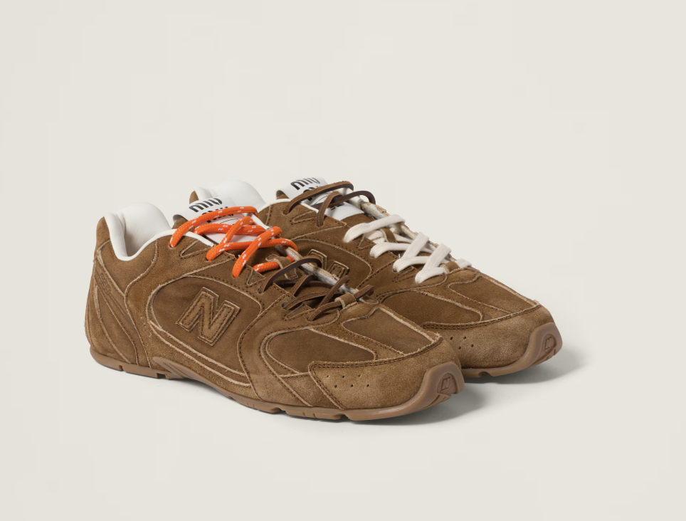 Καφέ sneakers: Είναι το must παπούτσι της άνοιξης-6