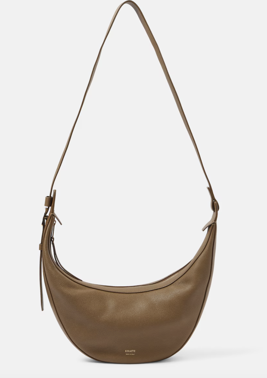 Sling bag: Είναι η πιο πρακτική τσάντα της σεζόν-4