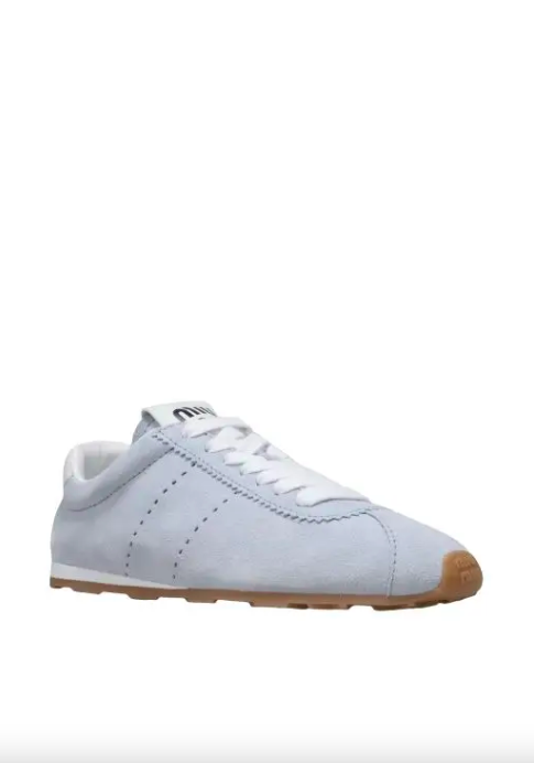 Μπλε sneakers: Θα αντικαταστήσουν τα classic χρώματα;-2