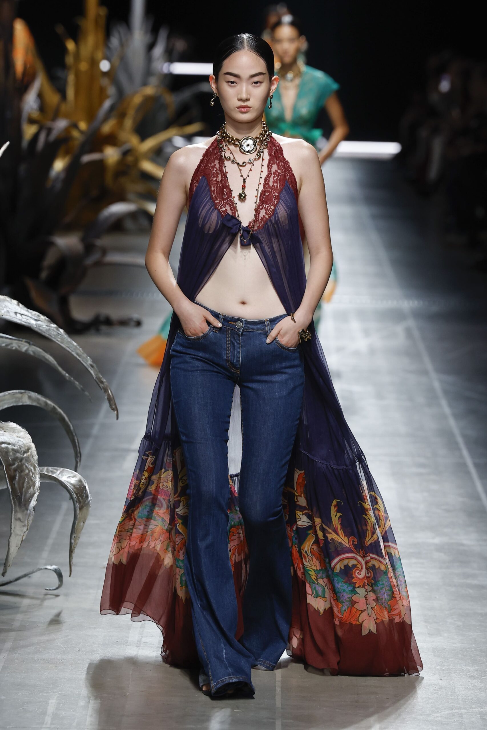 Denim: Όλες οι τάσεις για την άνοιξη 2025-4