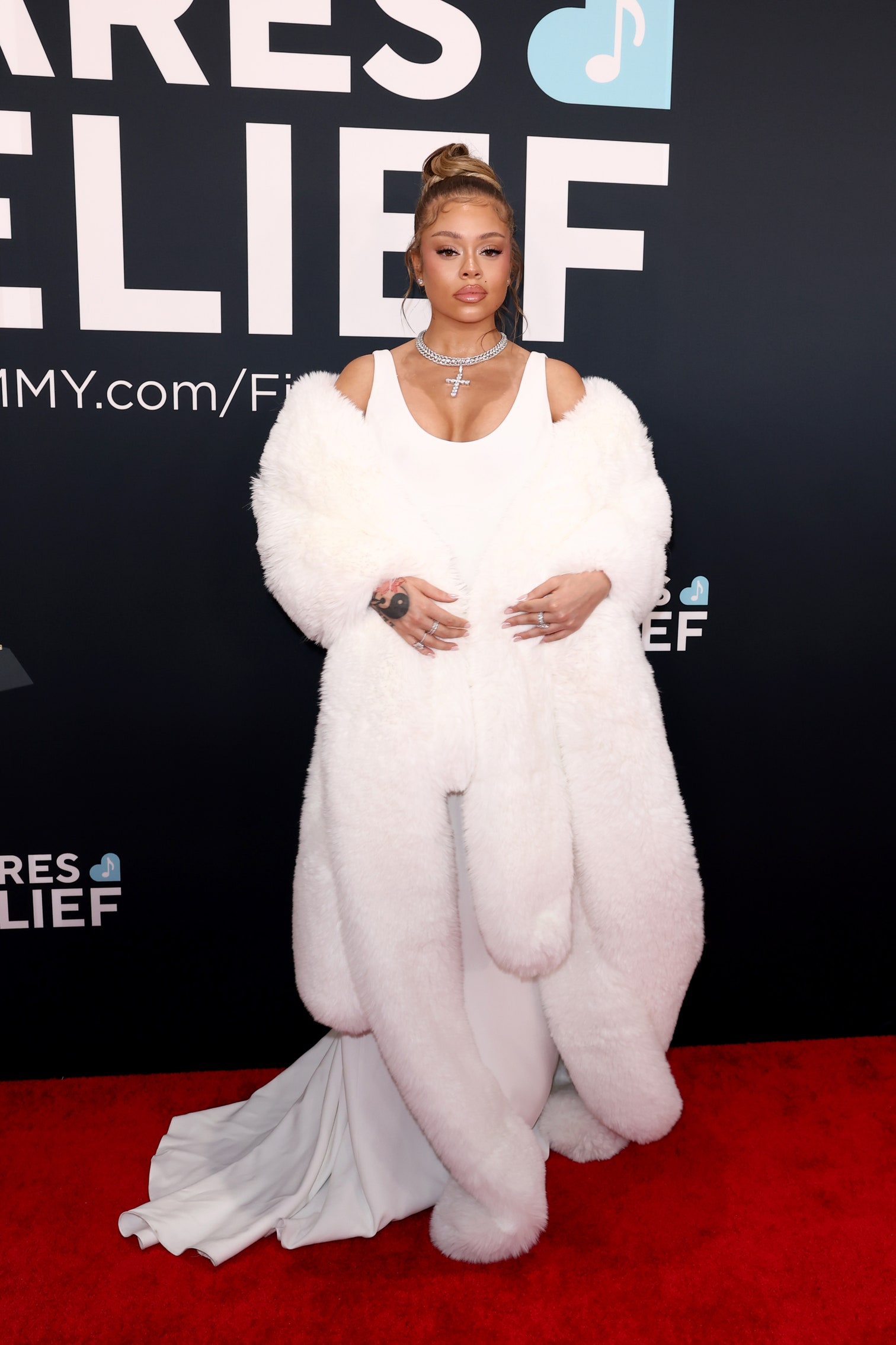 Grammys 2025: Οι best dressed σταρ στο κόκκινο χαλί-17