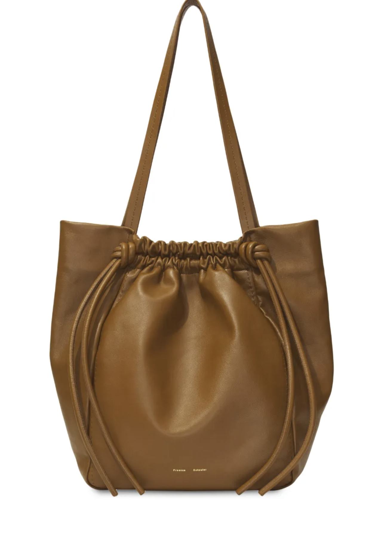 Drawstring bag: Οι fashion insiders τώρα κρατούν αυτή την τσάντα-4
