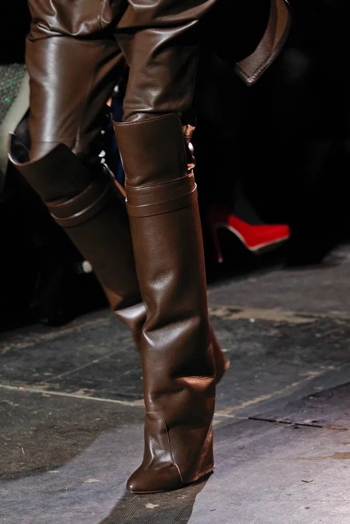 Vintage Shoes: 5 αγαπημένα σχέδια που φοράμε ανεξαρτήτως τάσεων-2