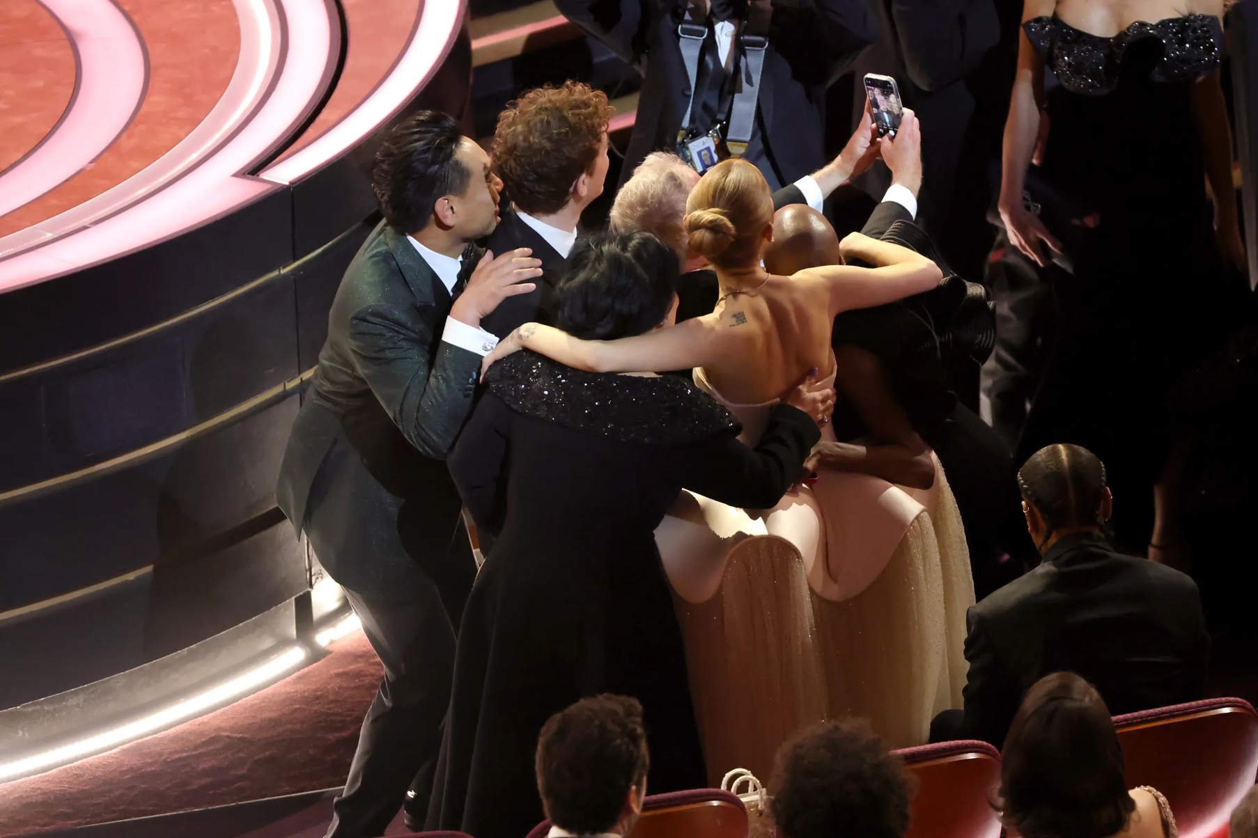 Μέσα στα Oscars 2025: 14 highlights από τη μεγάλη τελετή-7