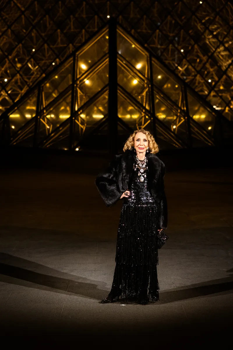 Οι πιο λαμπερές εμφανίσεις στο Grand dîner du Louvre-15