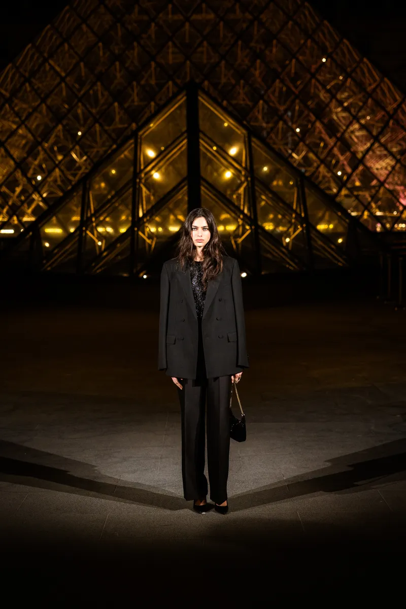 Οι πιο λαμπερές εμφανίσεις στο Grand dîner du Louvre-16