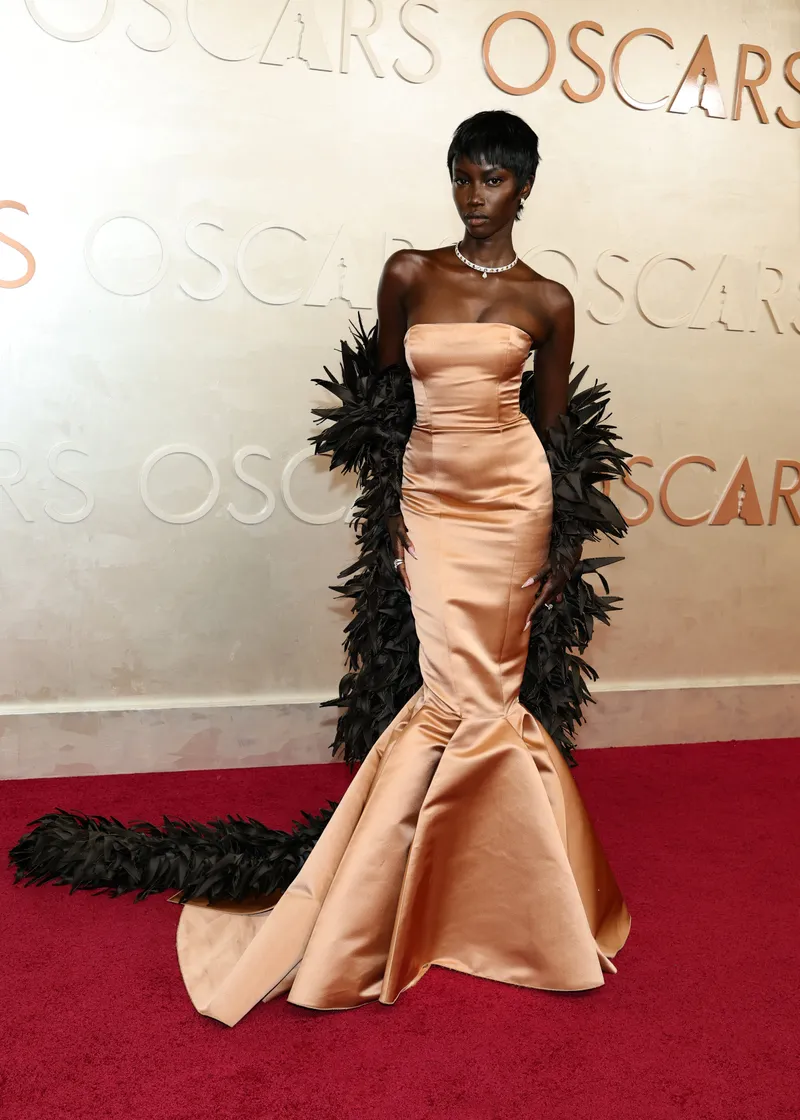 Oscars 2025: Οι best-dressed της βραδιάς στο κόκκινο χαλί-16