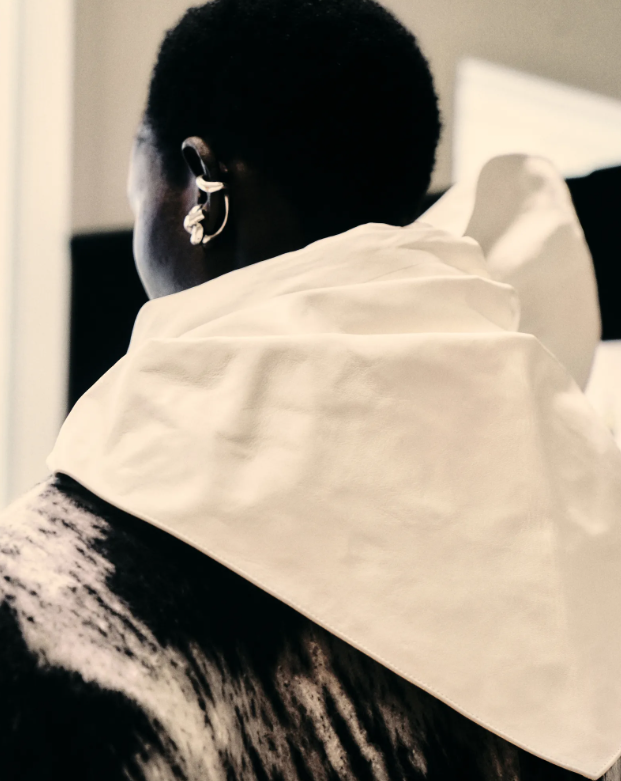 Sarah Burton για τον οίκο Givenchy: Το making of-3