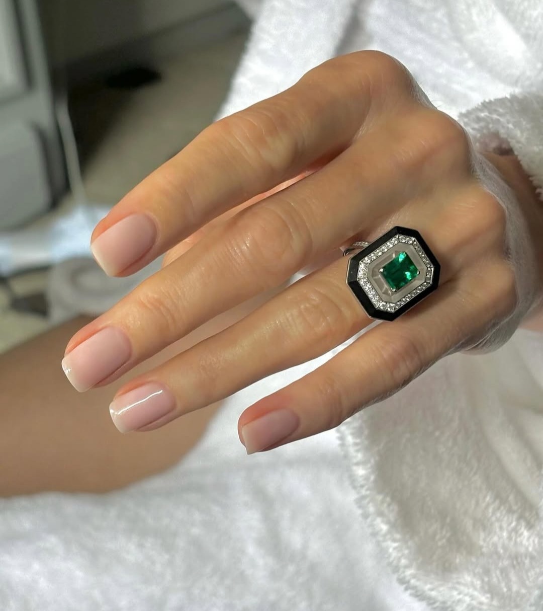 Naked nails: Τα φυσικά περιποιημένα νύχια είναι η κορυφαία τάση τώρα-1