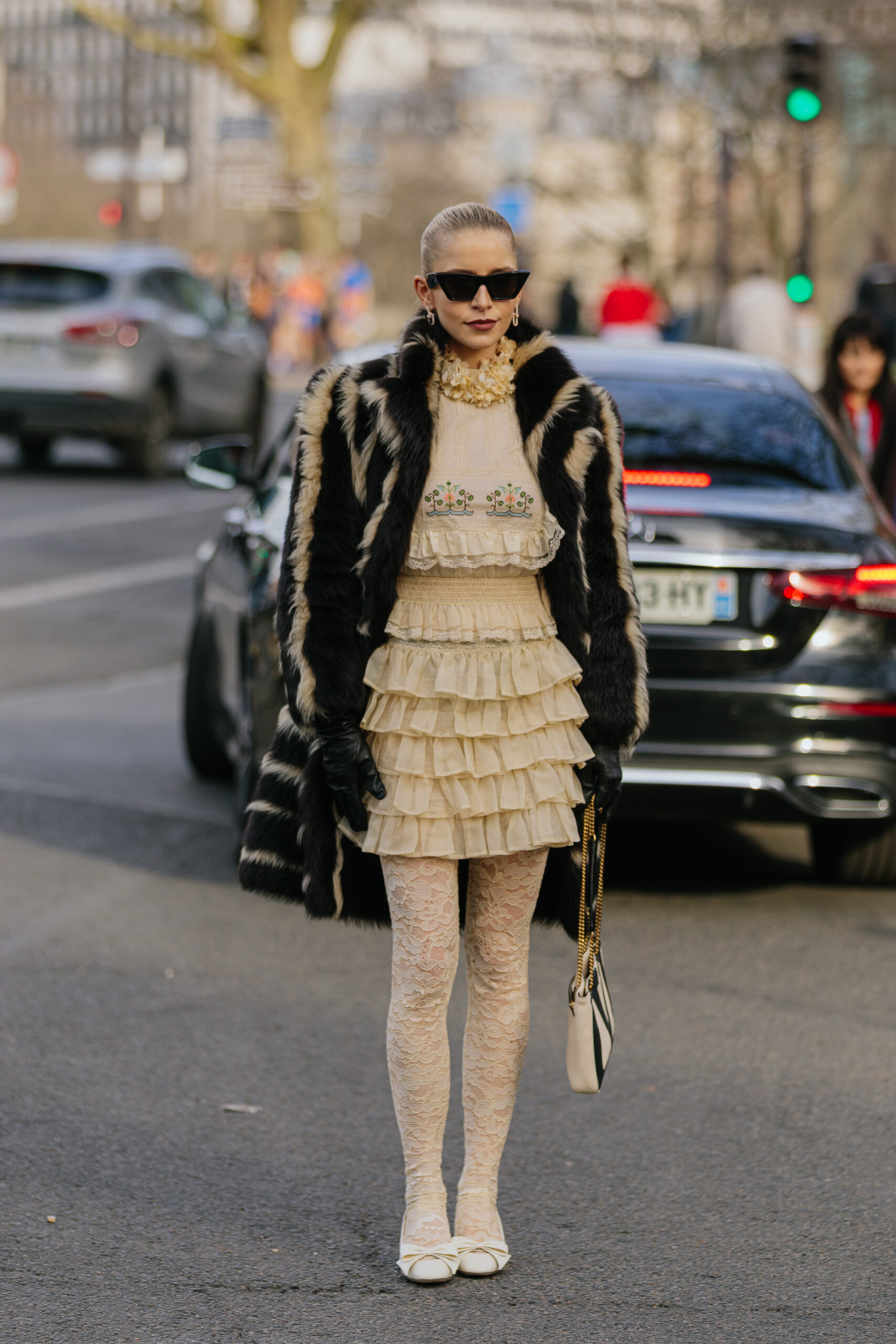 Εβδομάδα Μόδας Παρισιού: Τα πιο εντυπωσιακά street style moments όπως τα κατέγραψε η Vogue Greece-63