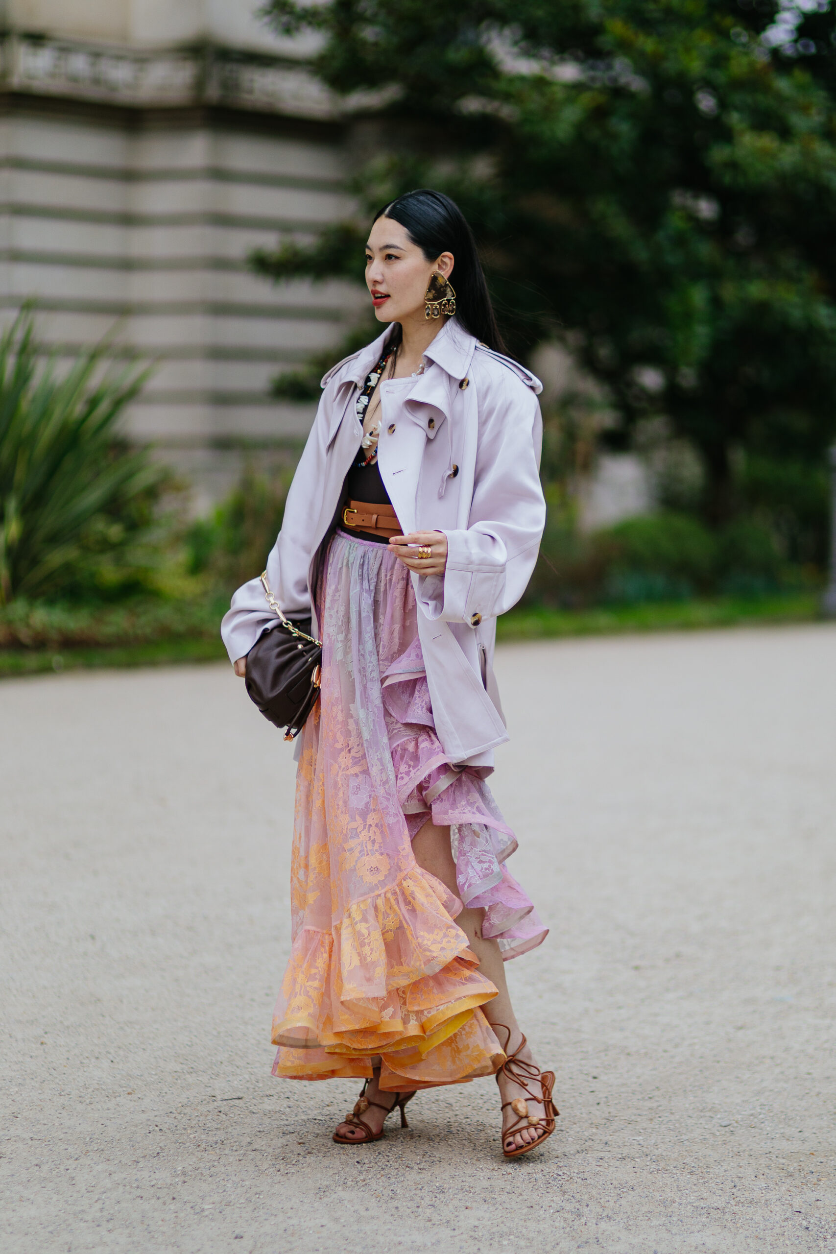 Εβδομάδα Μόδας Παρισιού: Τα πιο εντυπωσιακά street style moments όπως τα κατέγραψε η Vogue Greece-32