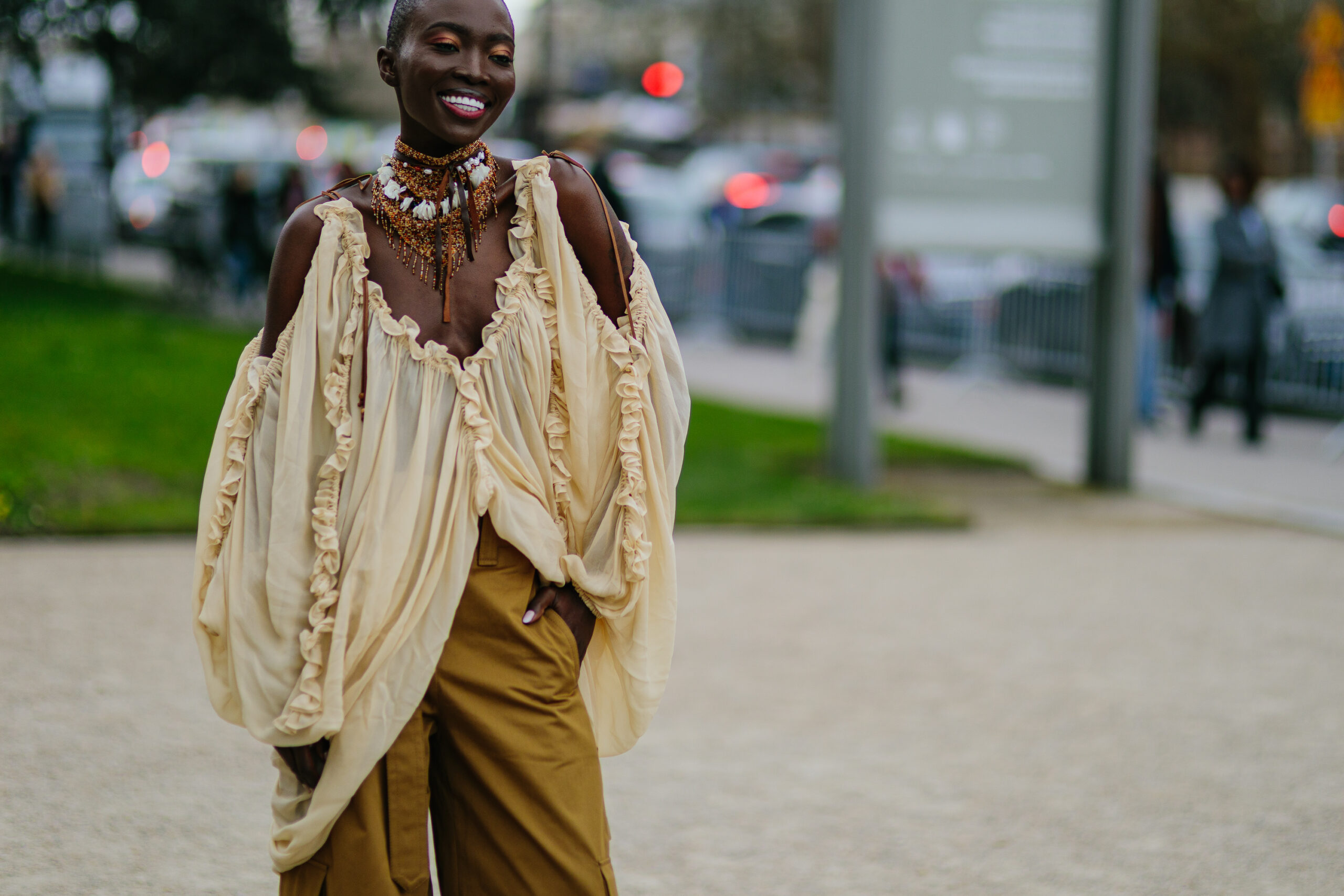 Εβδομάδα Μόδας Παρισιού: Τα πιο εντυπωσιακά street style moments όπως τα κατέγραψε η Vogue Greece-22