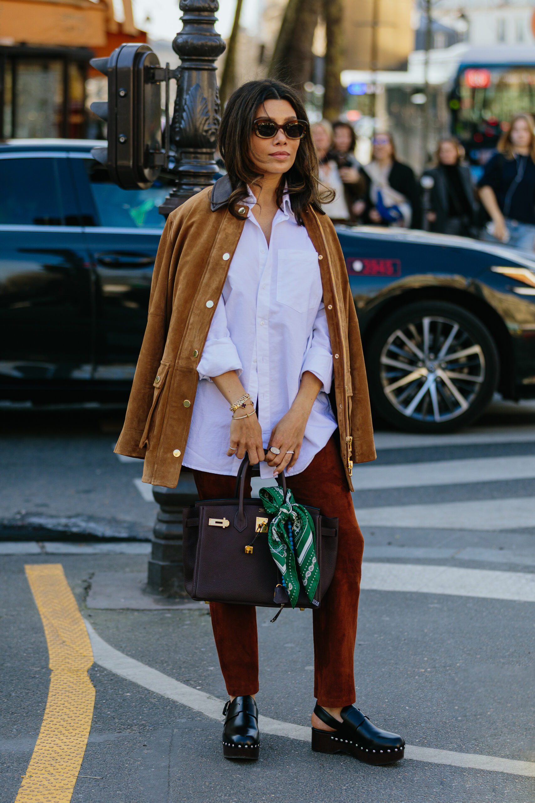 Εβδομάδα Μόδας Παρισιού: Τα πιο εντυπωσιακά street style moments όπως τα κατέγραψε η Vogue Greece-54