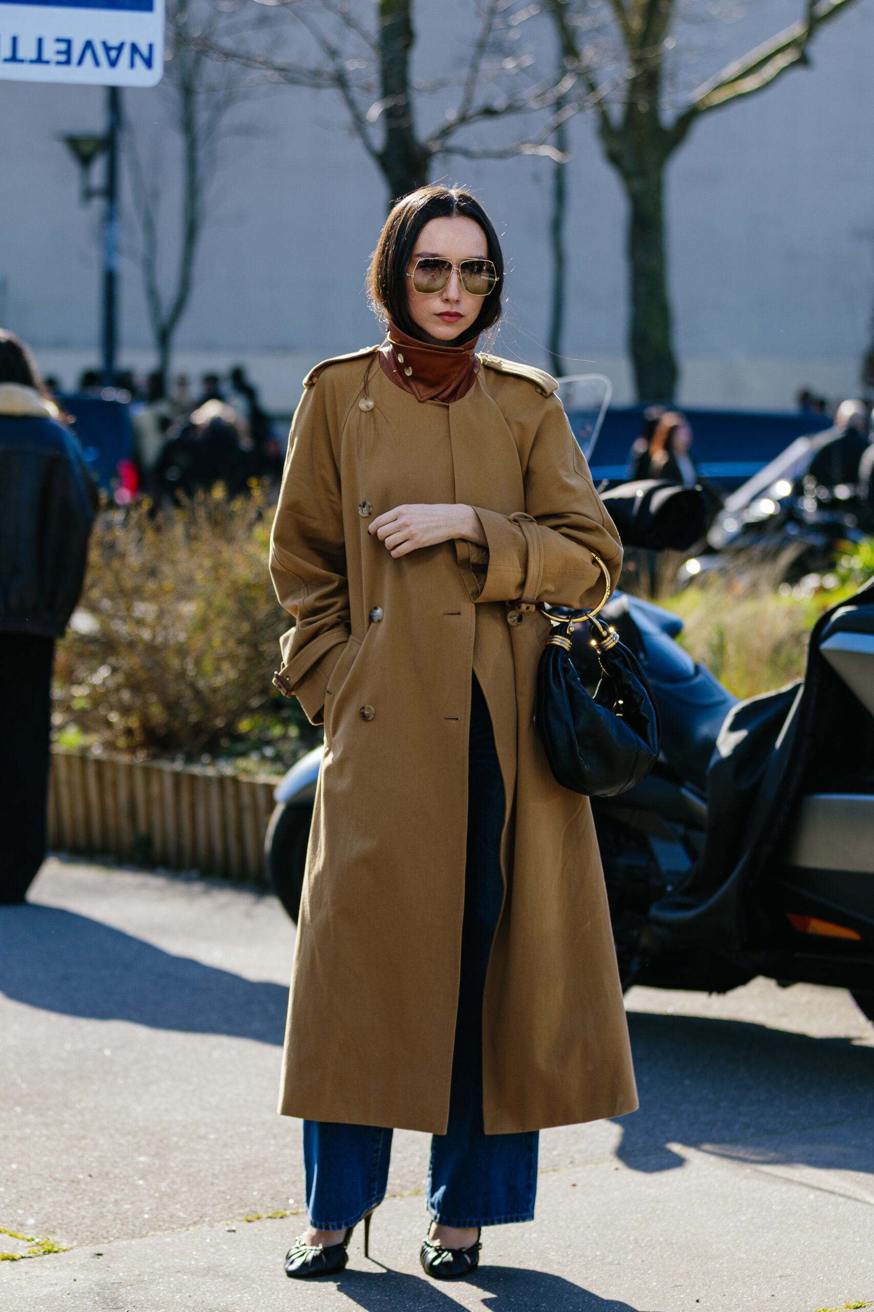 Εβδομάδα Μόδας Παρισιού: Τα πιο εντυπωσιακά street style moments όπως τα κατέγραψε η Vogue Greece-106