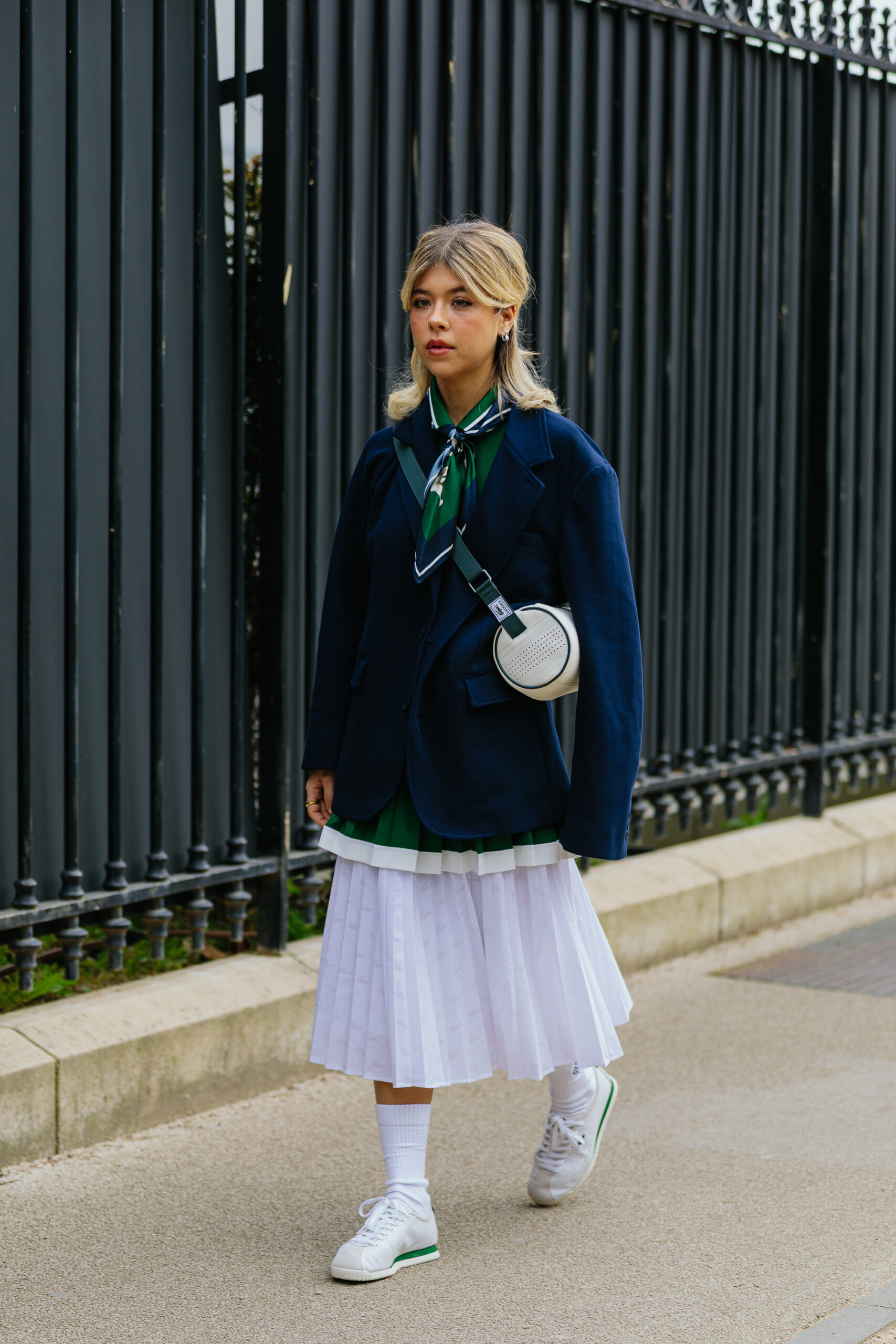 Εβδομάδα Μόδας Παρισιού: Τα πιο εντυπωσιακά street style moments όπως τα κατέγραψε η Vogue Greece-75