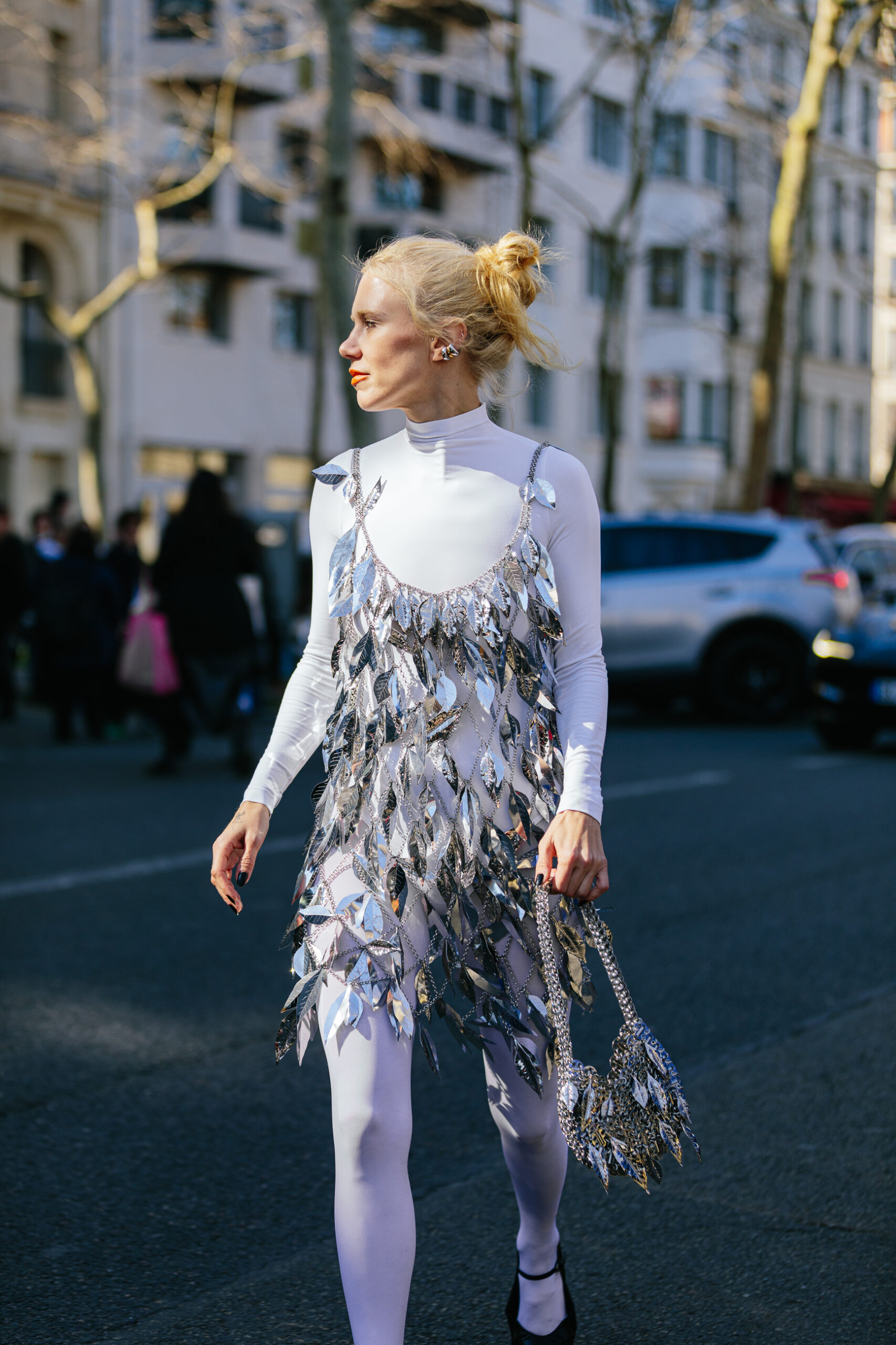 Εβδομάδα Μόδας Παρισιού: Τα πιο εντυπωσιακά street style moments όπως τα κατέγραψε η Vogue Greece-120