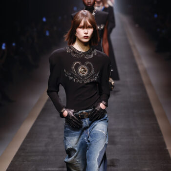 ripped-jeans-επιστρέφουν-και-είναι-πιο-cool-από-ποτέ-354560