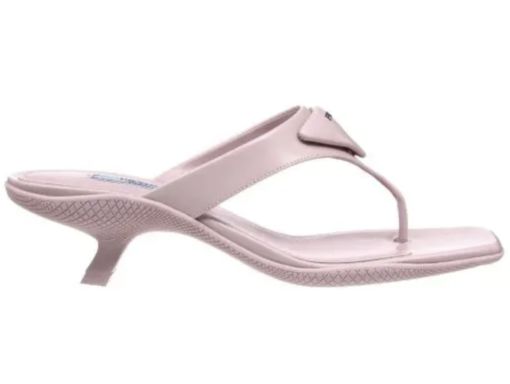 Flip-flops: Επιστρέφουν και είναι ultra chic για το καλοκαίρι-4