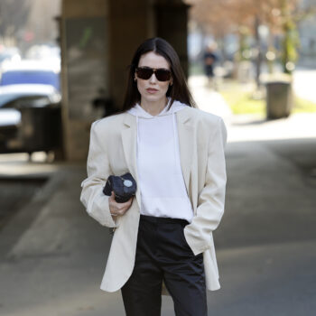 τα-hoodies-της-άνοιξης-για-easy-spring-looks-355554