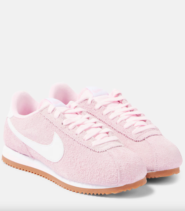 Ρετρό στιλ: 6 suede sneakers που είναι ήδη must-have-5
