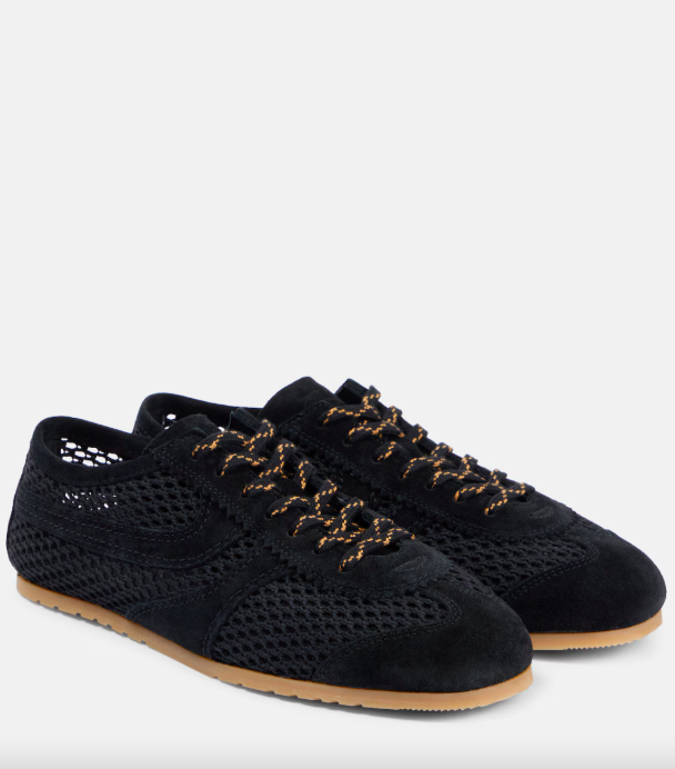 Ρετρό στιλ: 6 suede sneakers που είναι ήδη must-have-2