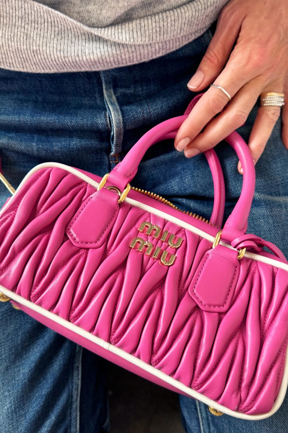rectangular-bag-είναι-η-πιο-hot-τάση-της-άνοιξης-356830