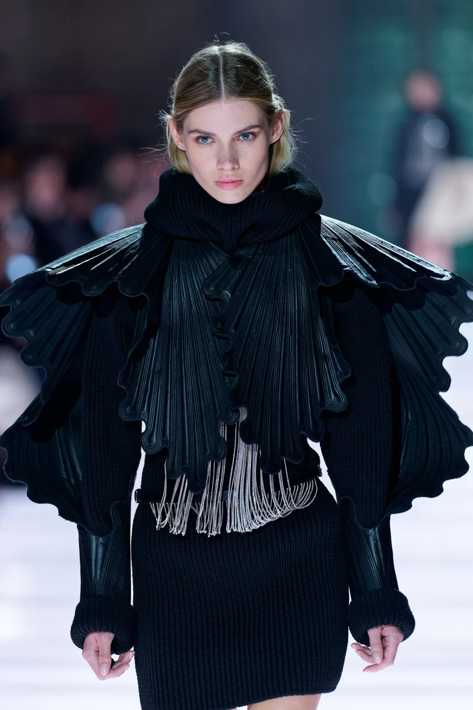 epic-η-επίδειξη-για-την-cruise-2026-collection-του-louis-vuitton-στο-παπι-361352