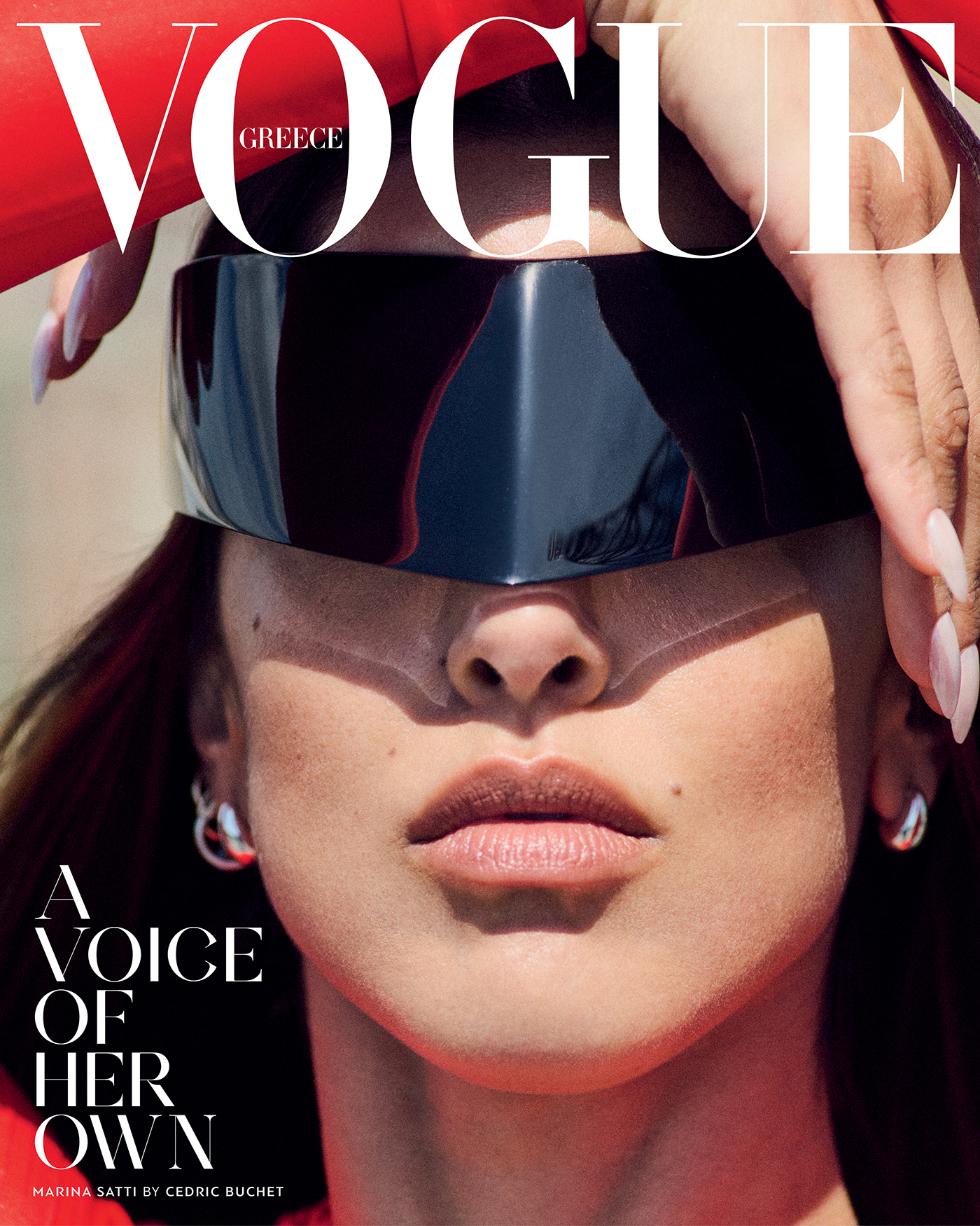 Vogue Greece Ιουνίου: Η Μαρίνα Σάττι αλλάζει τους κανόνες της ποπ-1