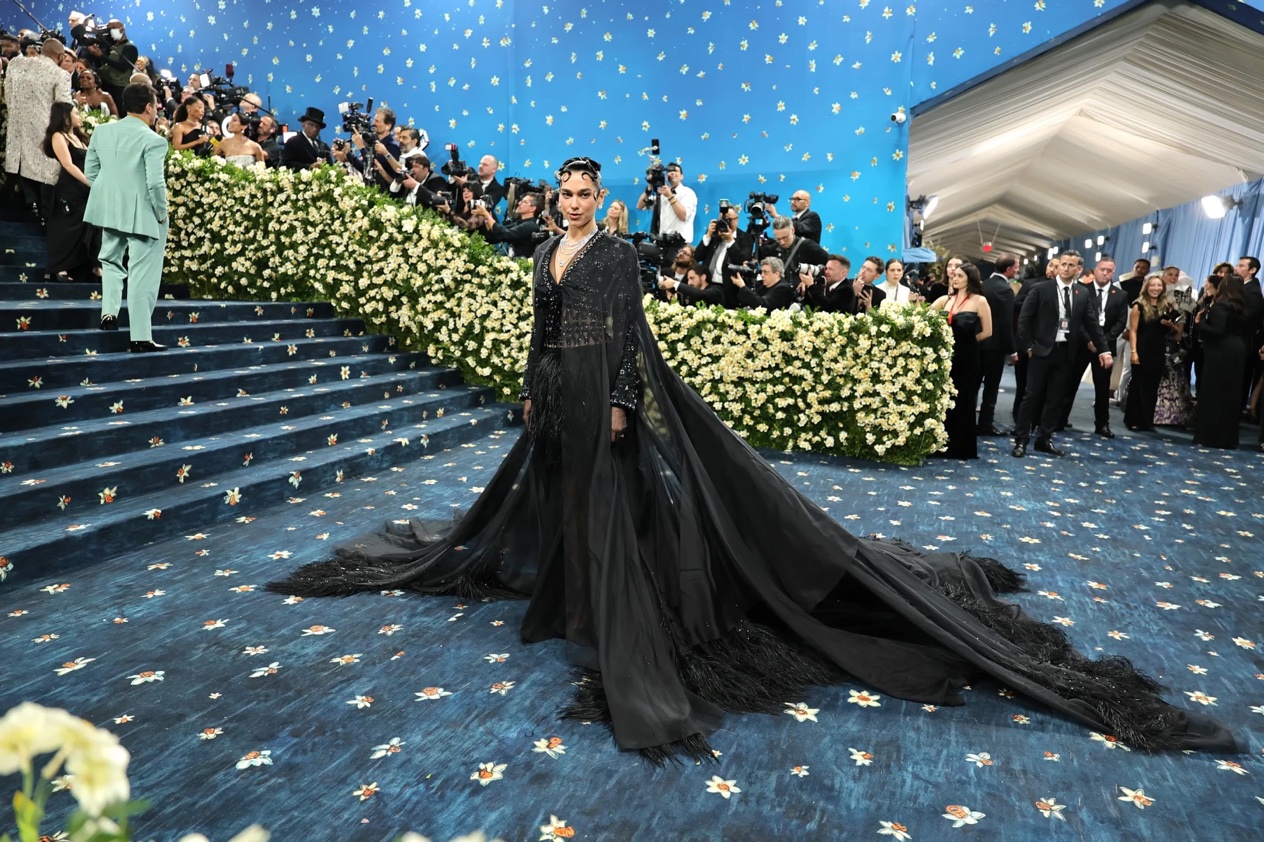 Met Gala 2025: Οι best dressed celebrities στο κόκκινο χαλί-16