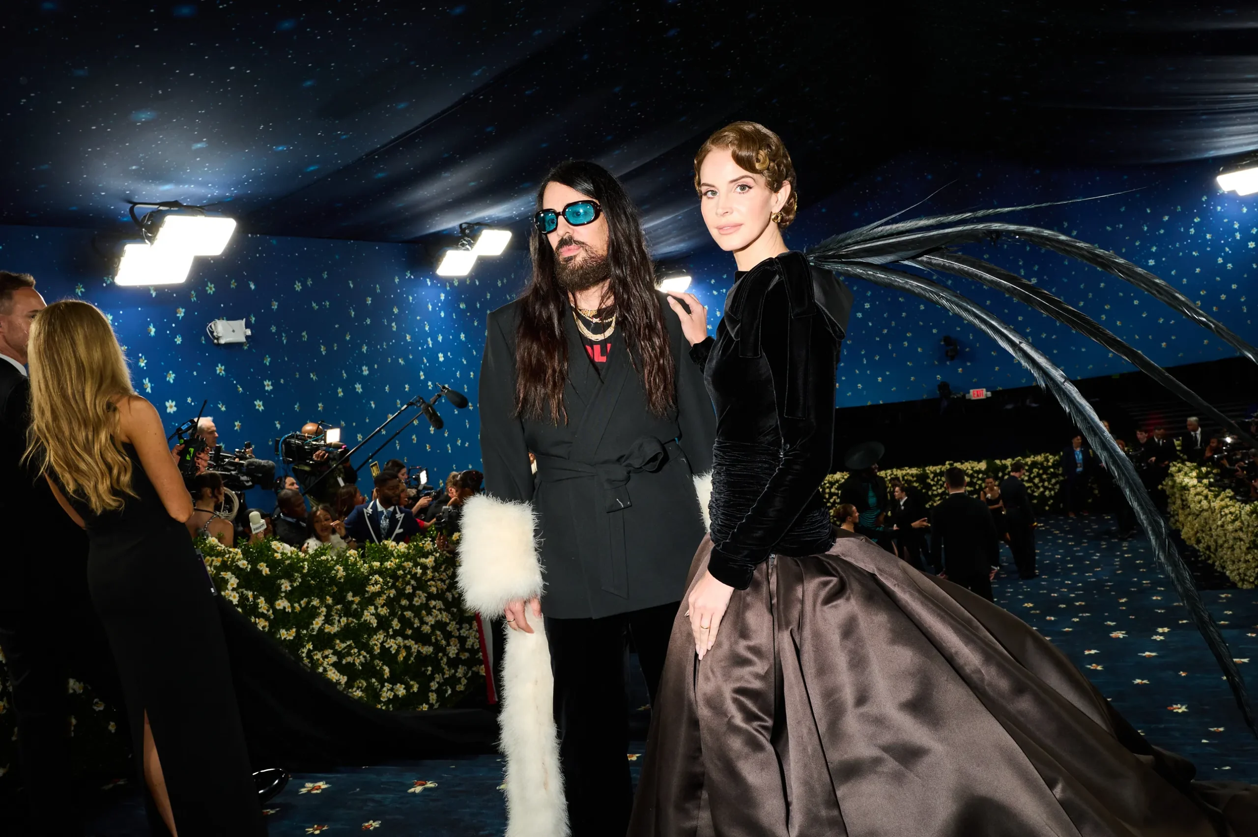 Μια exclusive ματιά στο Met Gala 2025-65