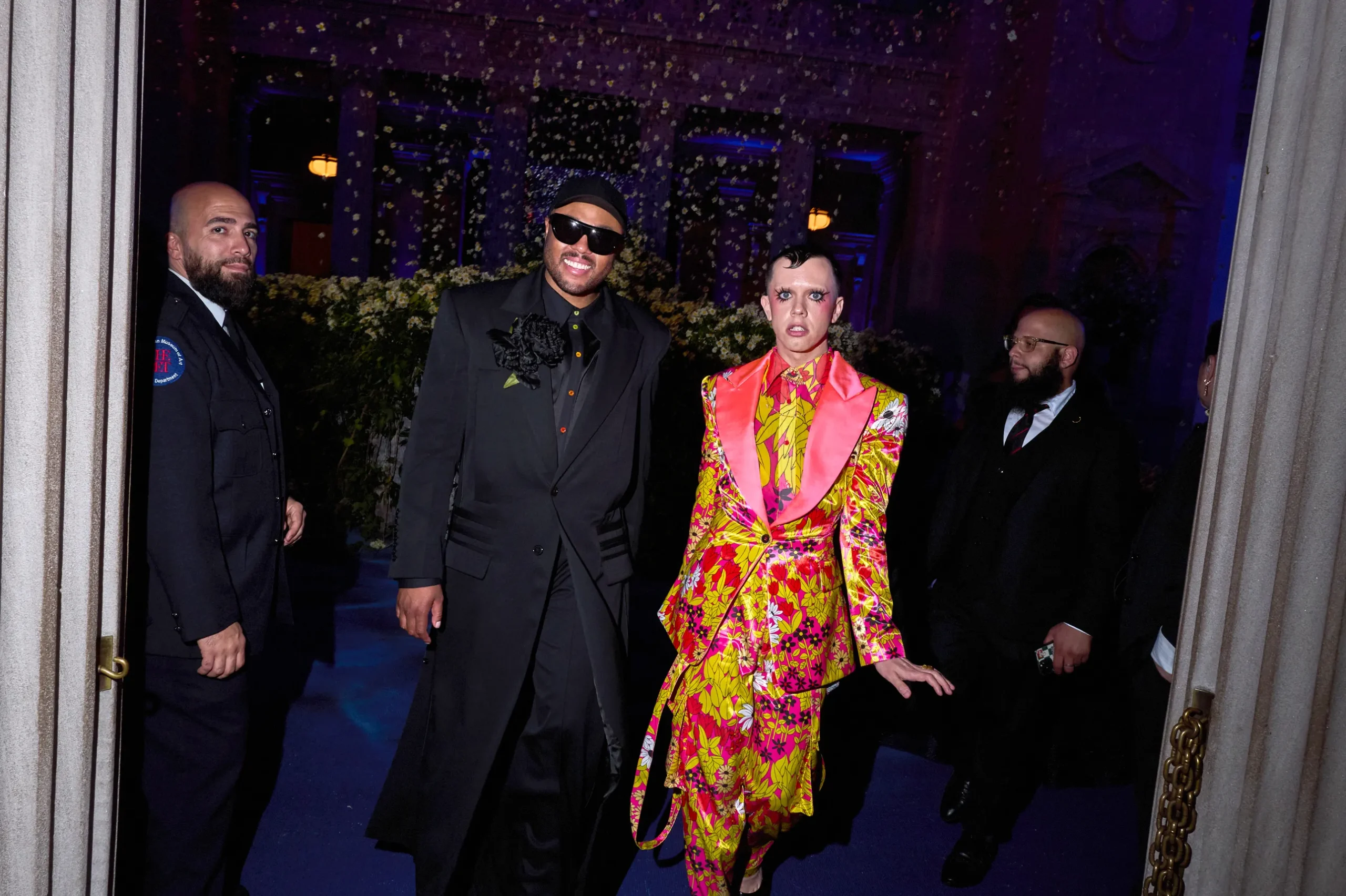 Μια exclusive ματιά στο Met Gala 2025-49