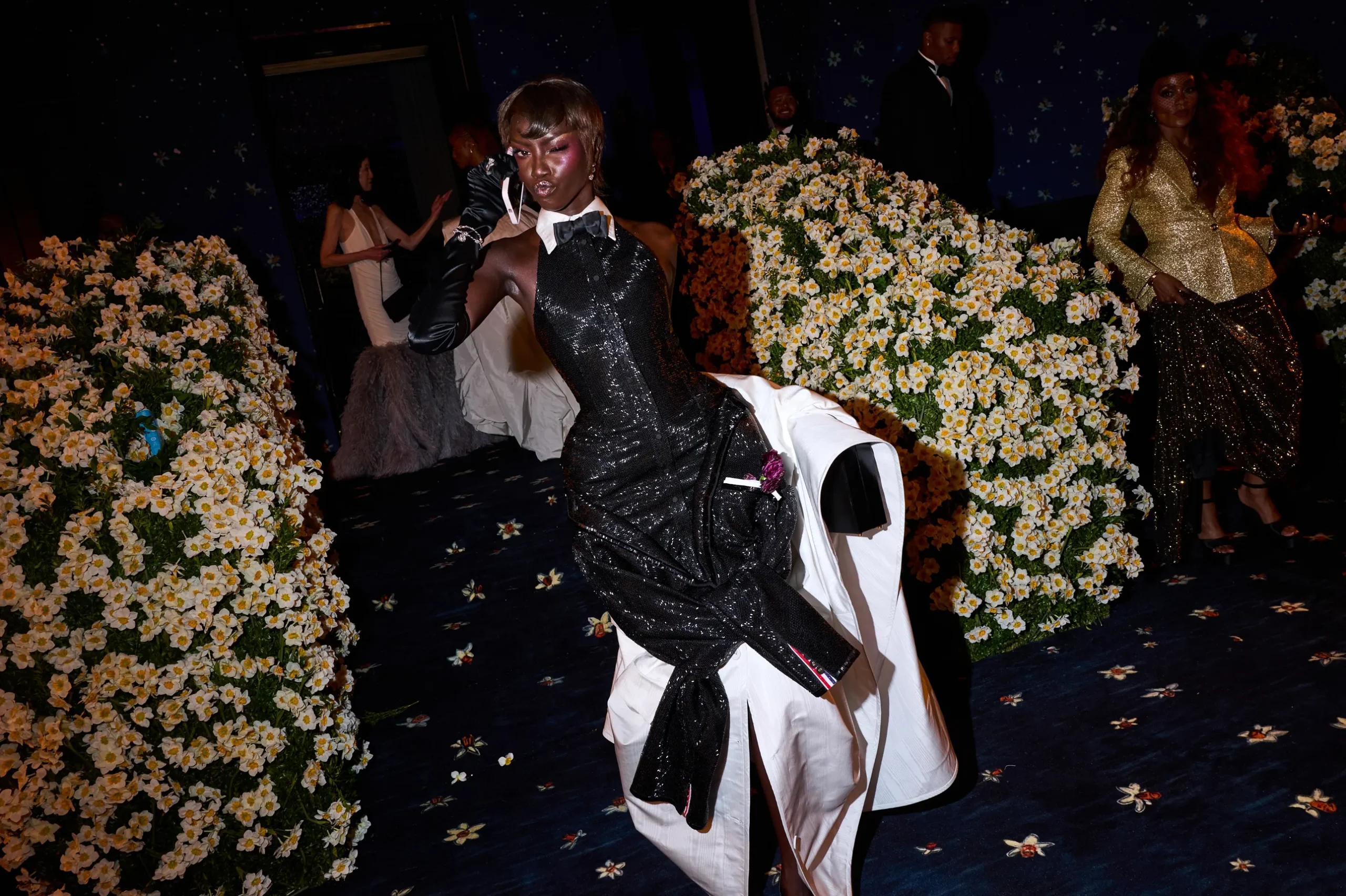 Μια exclusive ματιά στο Met Gala 2025-41