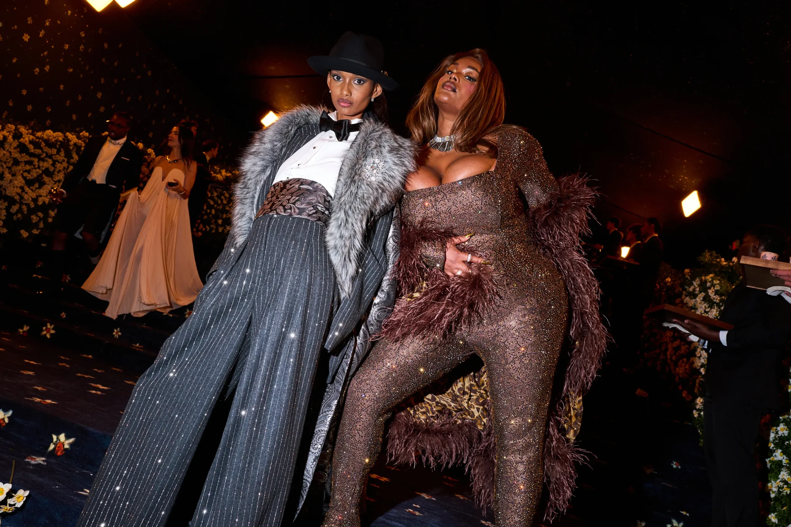 Μια exclusive ματιά στο Met Gala 2025-37