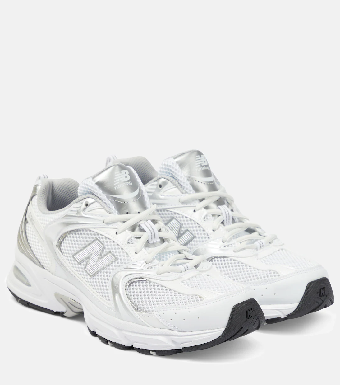 Walking Sneakers: Πώς θα επιλέξετε τα σωστά παπούτσια για περπάτημα;-2
