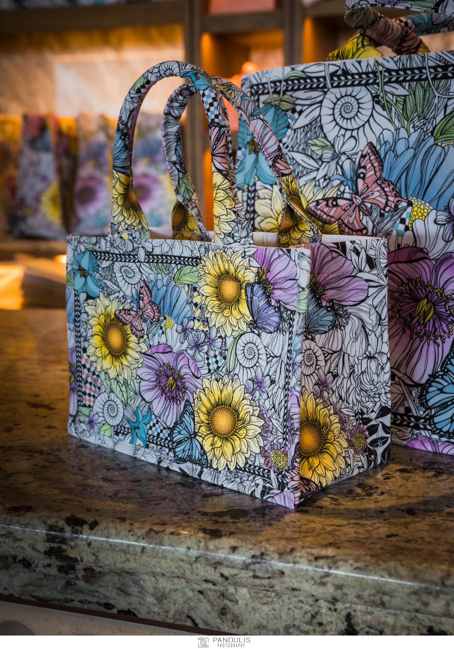 Η συλλεκτική τσάντα της Μαίρης Κατράντζου για την ΕΛΠΙΔΑ-2