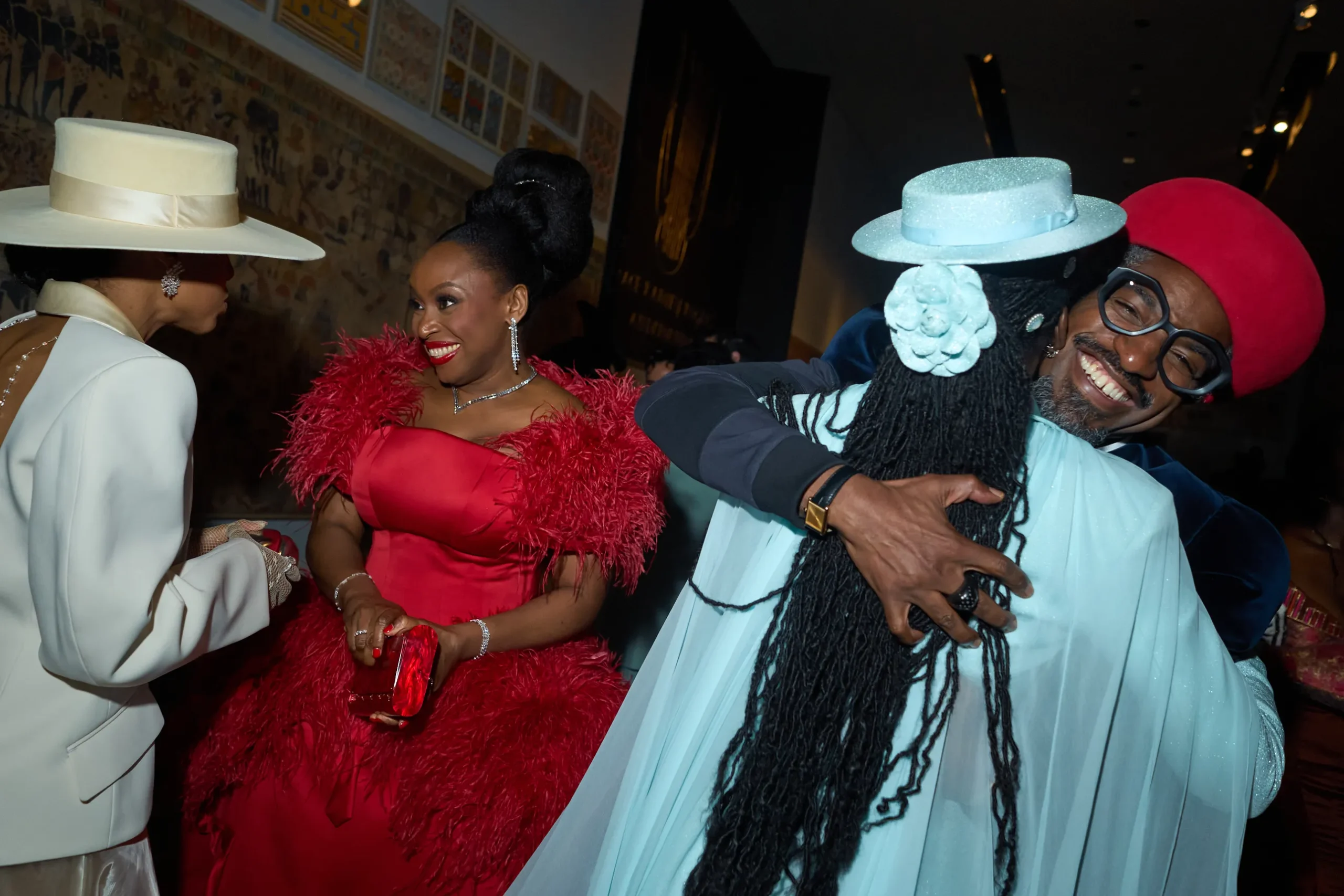 Μια exclusive ματιά στο Met Gala 2025-4