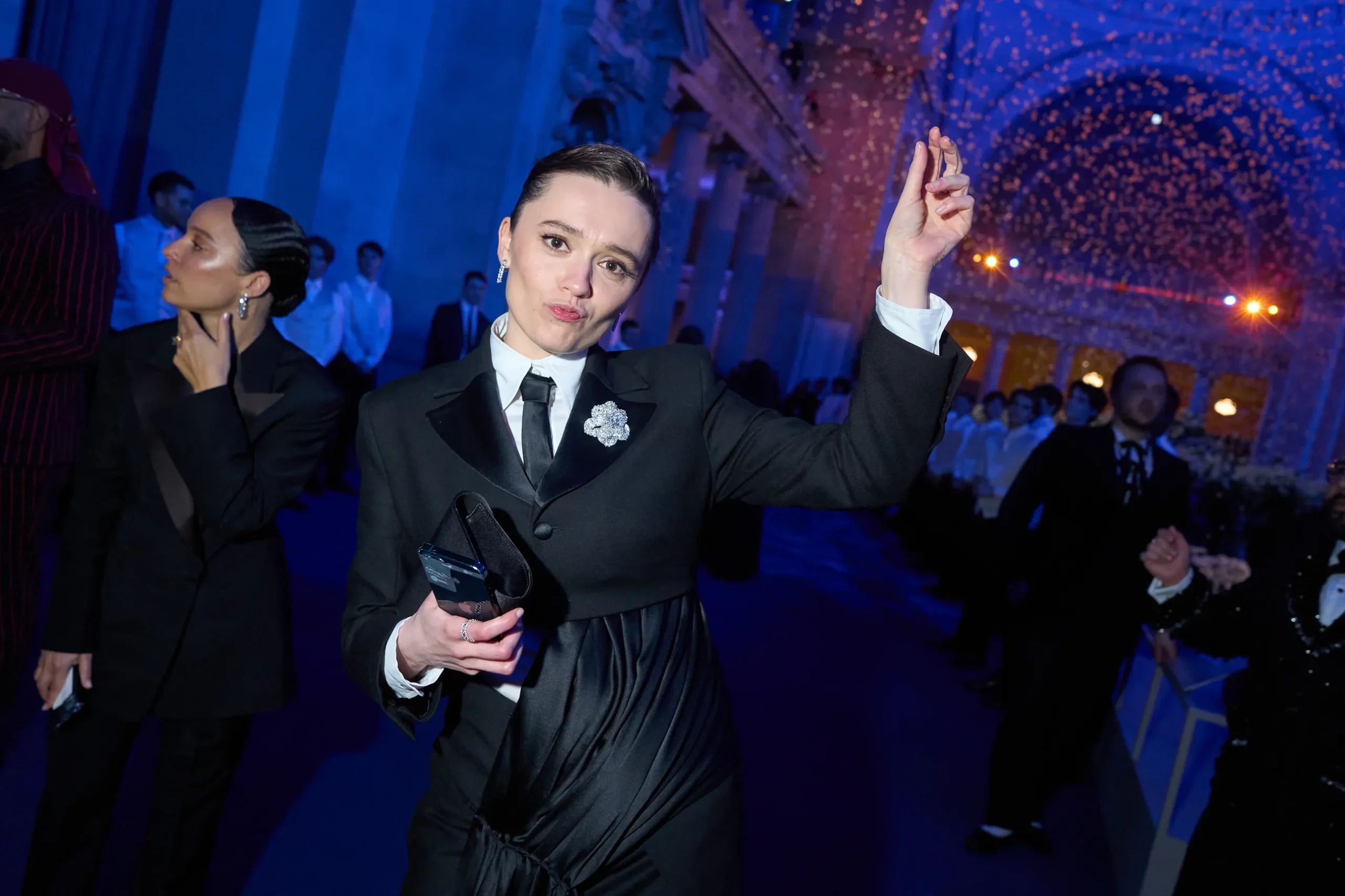 Μια exclusive ματιά στο Met Gala 2025-9