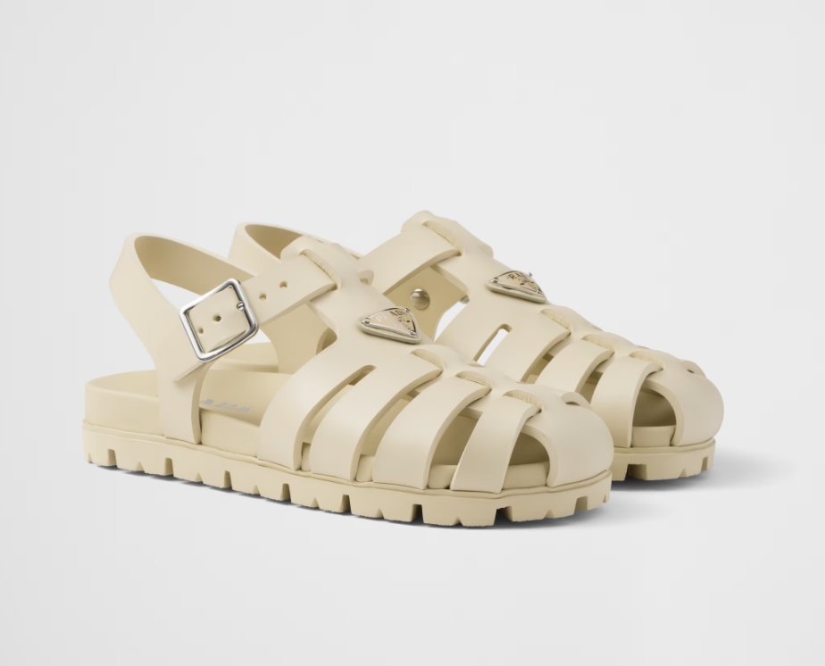 Jelly sandals: Τα πιο hot παπούτσια του καλοκαιριού είναι και τα πιο άνετα-2
