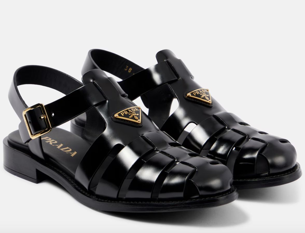 Μαύρα πέδιλα: Από τα φλατ μέχρι τα high heels, αυτά τα σχέδια είναι στο επίκεντρο-7