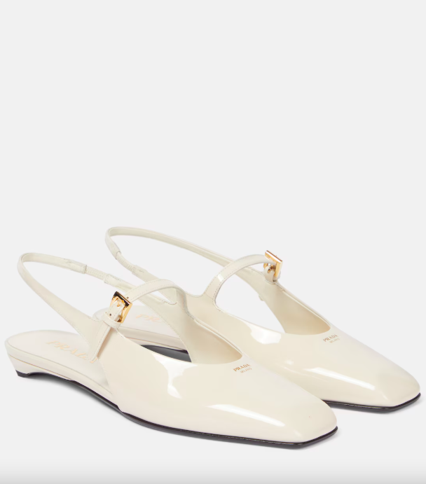 Τα 6 καλοκαιρινά flat shoes που ξεχωρίζει η Vogue-1