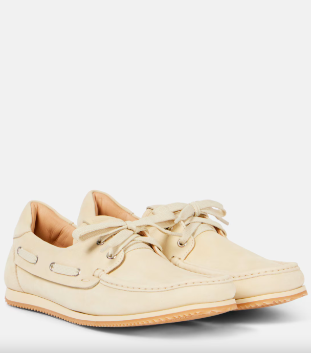 Τα 6 καλοκαιρινά flat shoes που ξεχωρίζει η Vogue-5