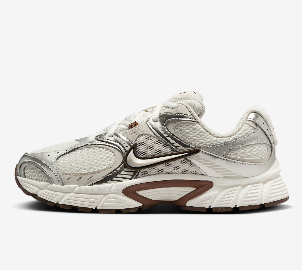 Sneakers και φορέματα: 5 συνδυασμοί για το καλοκαίρι 2025-3