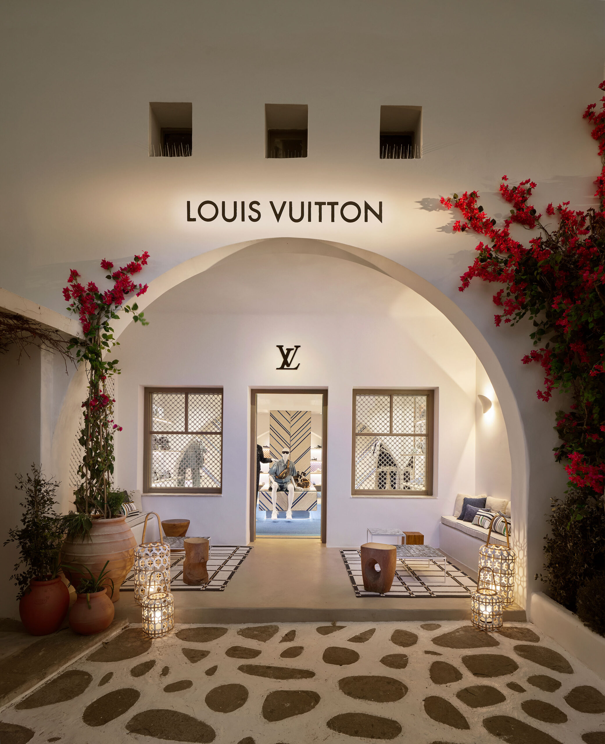 Η Louis Vuitton ταξιδεύει και αυτό το καλοκαίρι στην Μύκονο-1